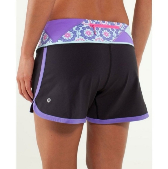 lululemon athletica Pants - LULULEMON GROOVY RUN FLORAL SHORT BLACK/ QUILT/ POWER PURPLE, SIZE 6